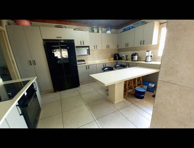 4 BEDROOM HOUSE FOR SALE IN MOORTON